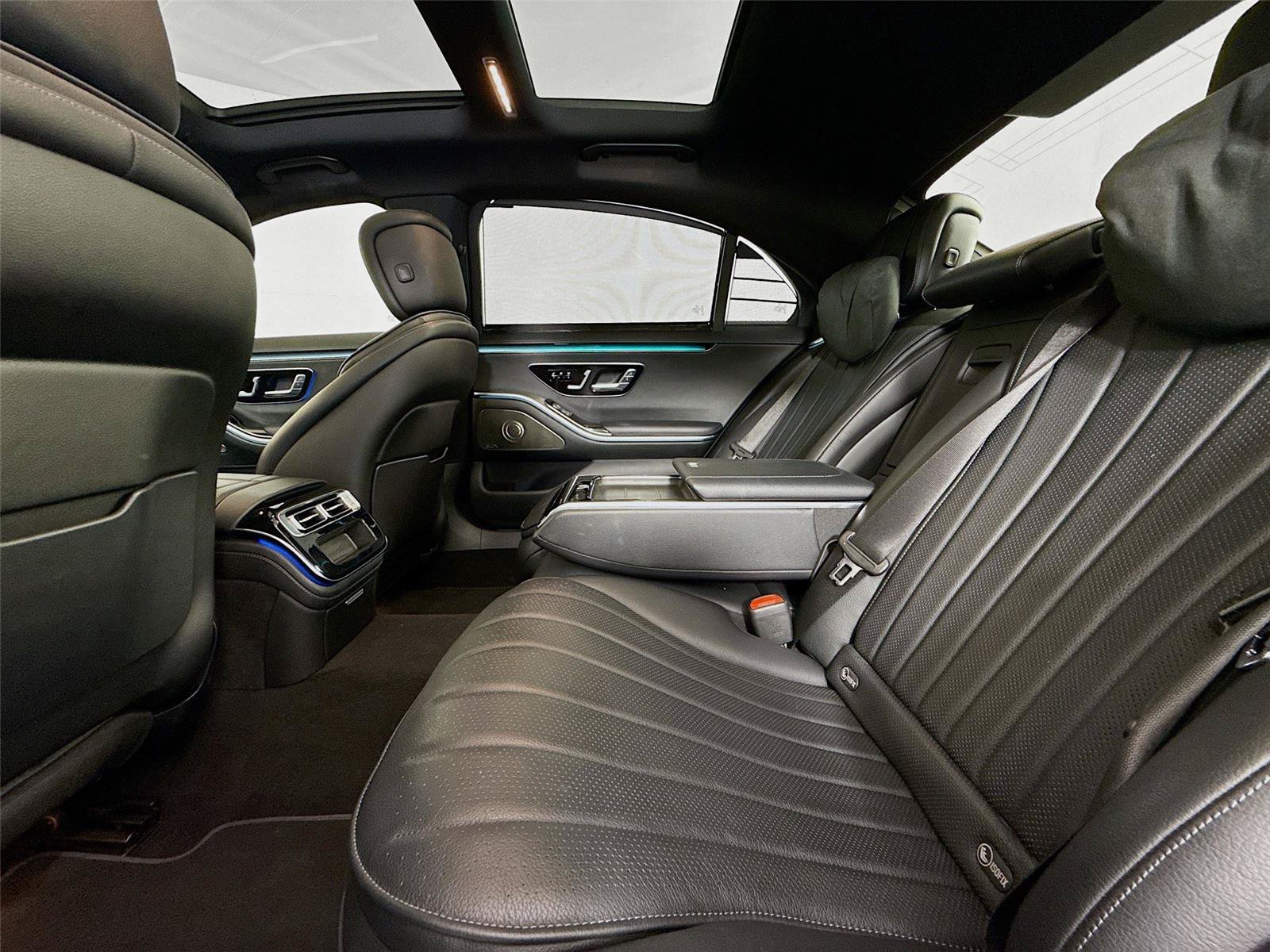 Used 2022 Mercedes-Benz S 500 4MATIC w/ AMG Line Package image 20