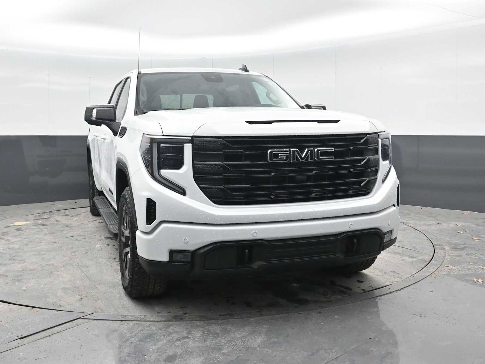 New 2026 GMC Sierra 1500 Elevation w/ Elevation Premium Package AWD/4WD image 6