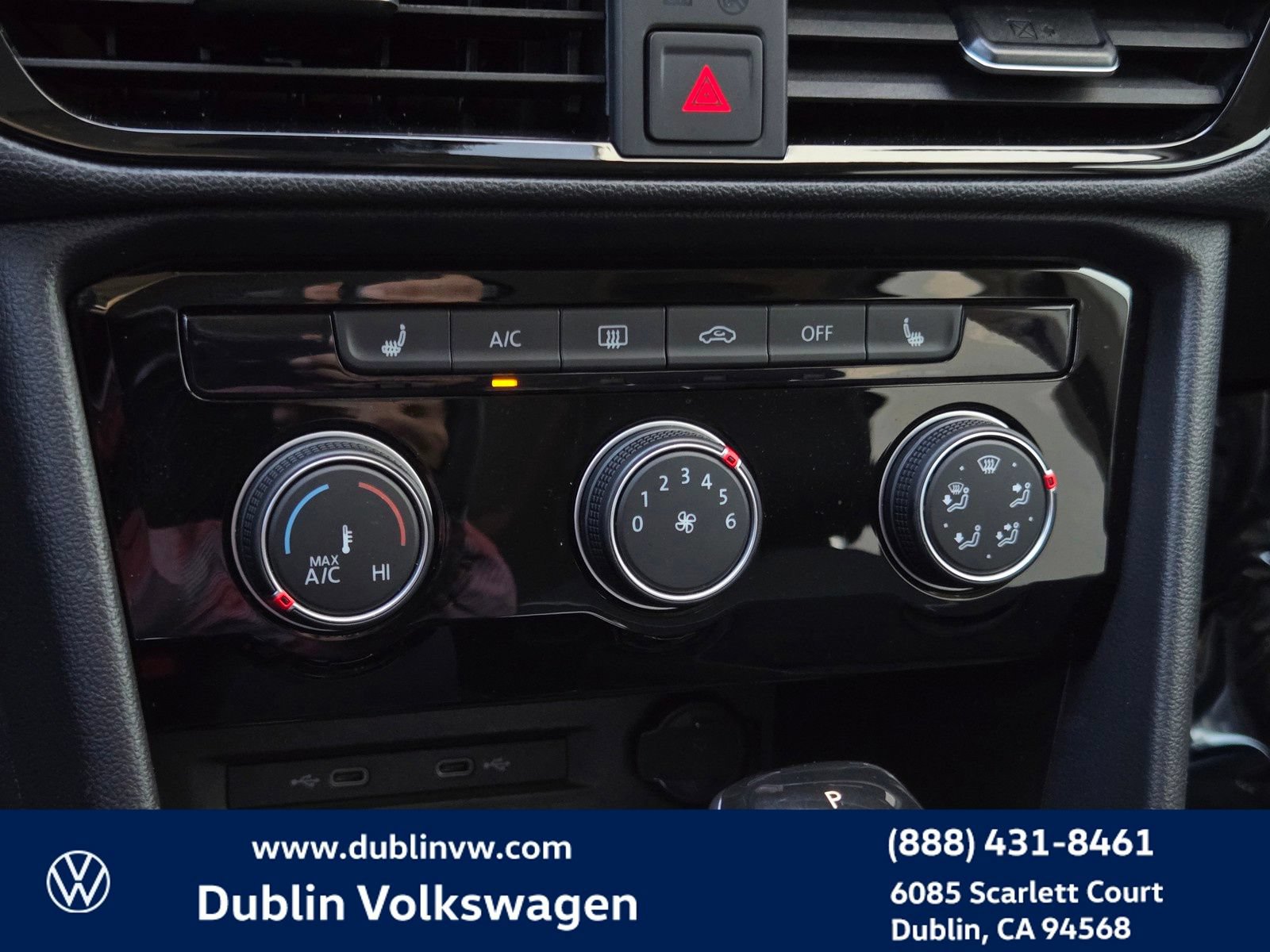 Certified 2023 Volkswagen Taos SE w/ Panoramic Sunroof Package AWD/4WD image 20