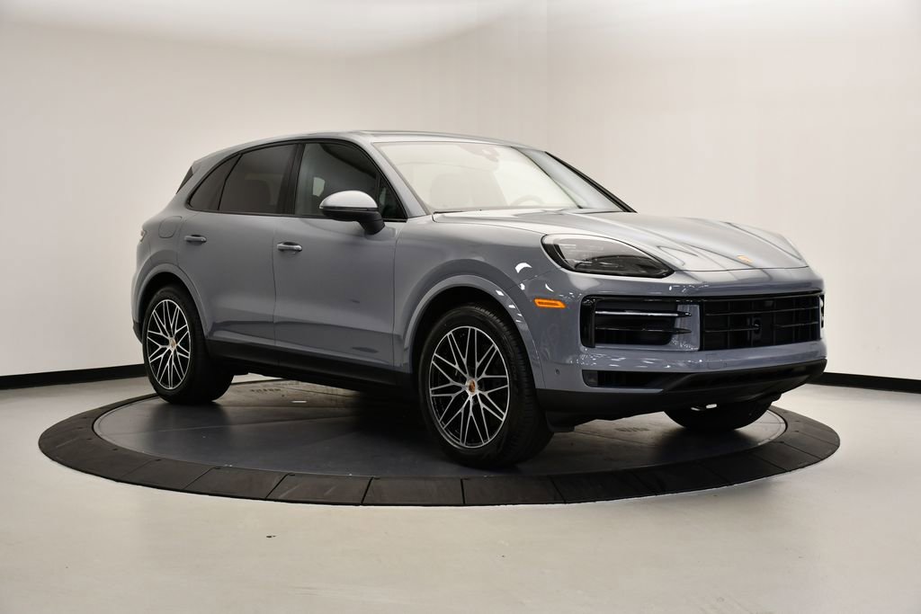 Certified 2025 Porsche Cayenne image 9