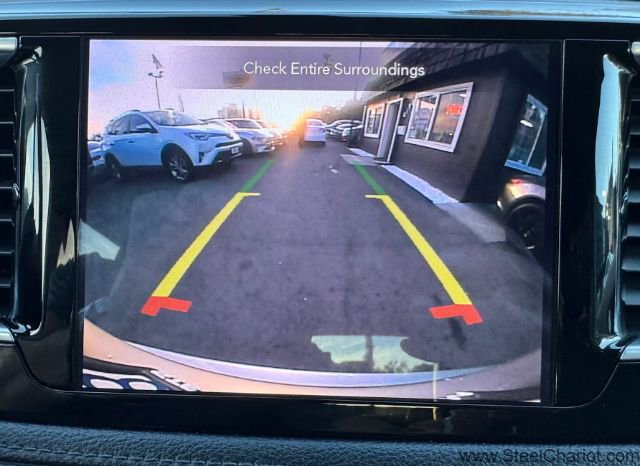 Used 2019 Chrysler Pacifica Limited image 24