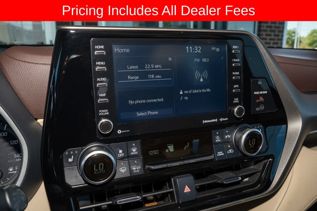 Used 2021 Toyota Highlander XLE FWD image 15