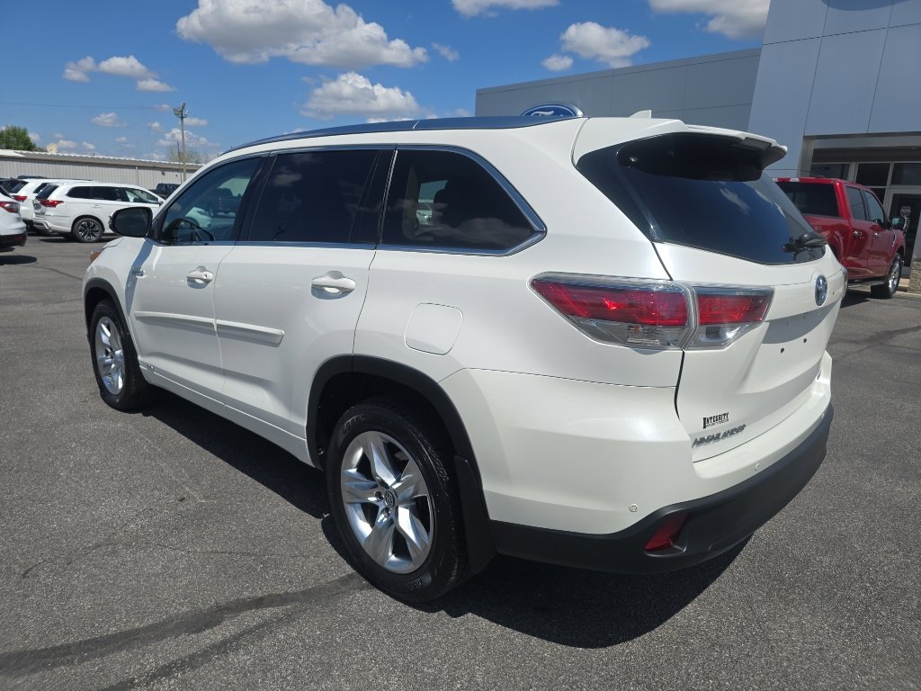 Used 2016 Toyota Highlander Limited w/ Driver Technology Package AWD/4WD image 8