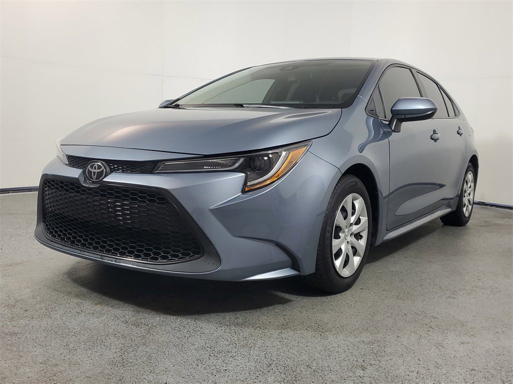 Used 2020 Toyota Corolla LE image 3