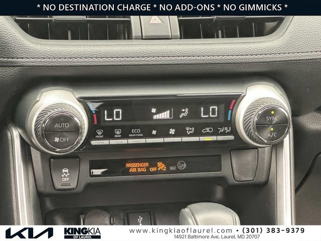 Used 2020 Toyota RAV4 XLE w/ Convenience Package AWD/4WD image 5