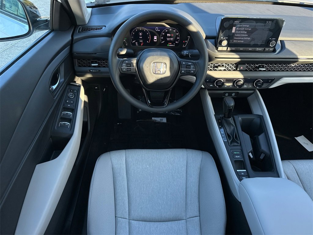New 2025 Honda Accord SE image 19