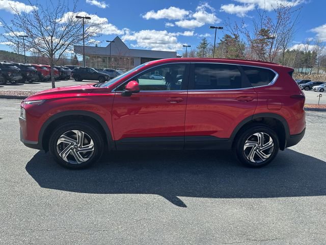 Used 2023 Hyundai Santa Fe SE AWD/4WD image 2