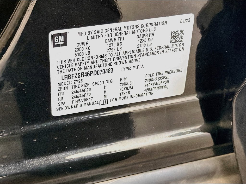 Used 2023 Buick Envision Avenir AWD/4WD image 35