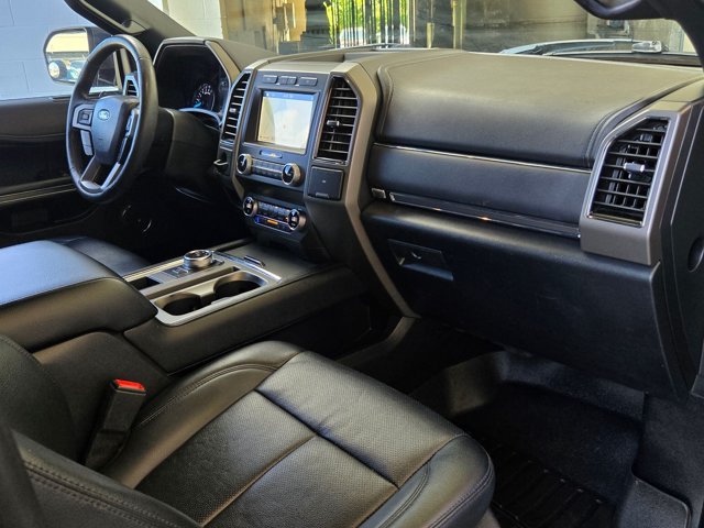 Used 2019 Ford Expedition XLT w/ Equipment Group 202A RWD image 22