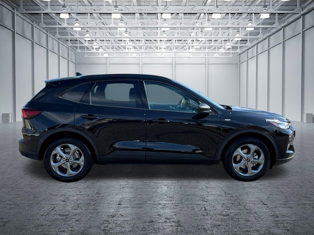 Used 2025 Ford Escape ST-Line FWD image 8