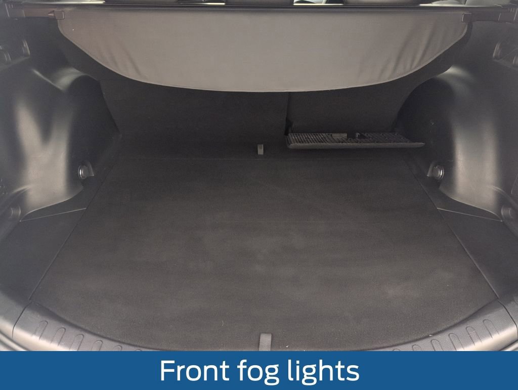 Used 2016 Toyota RAV4 SE w/ Advanced Technology Package image 29