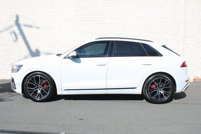 Used 2019 Audi Q8 Prestige w/ Luxury Package image 8