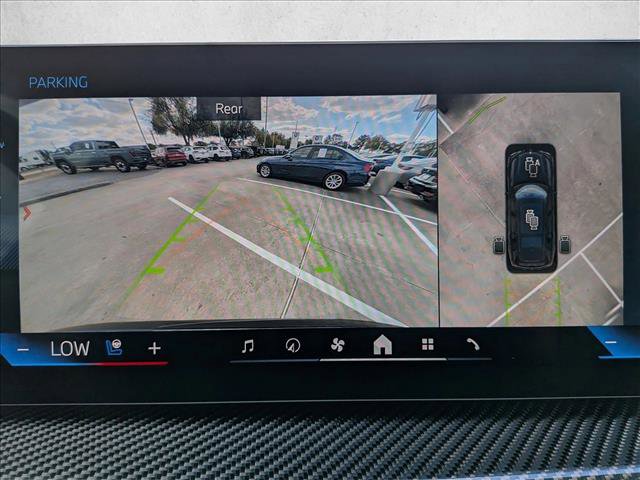 Used 2026 BMW X7 M60i image 13