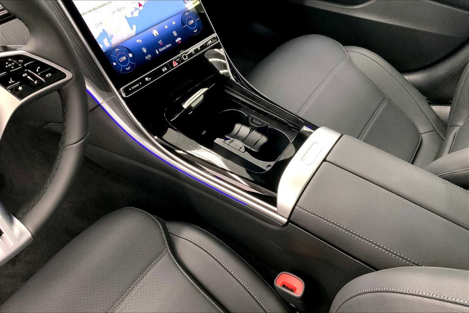 New 2025 Mercedes-Benz C 300 C 300 image 26