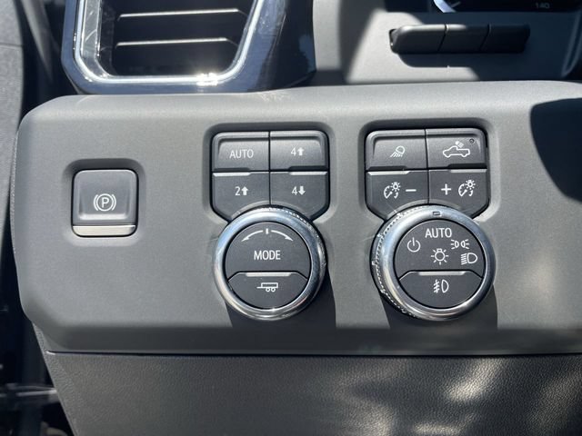 Used 2024 GMC Sierra 1500 Denali Ultimate AWD/4WD image 18