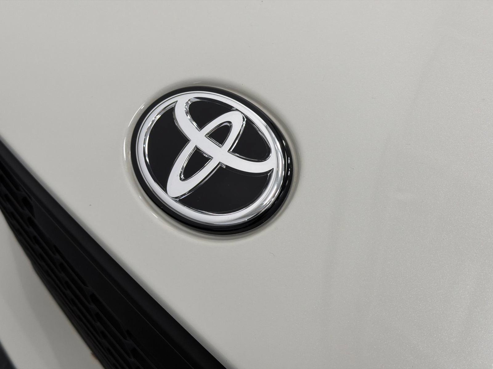 Used 2025 Toyota GR86 Premium RWD image 10