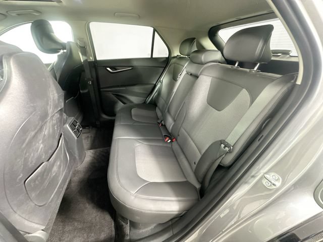 Used 2023 Kia Niro EX Touring FWD image 27