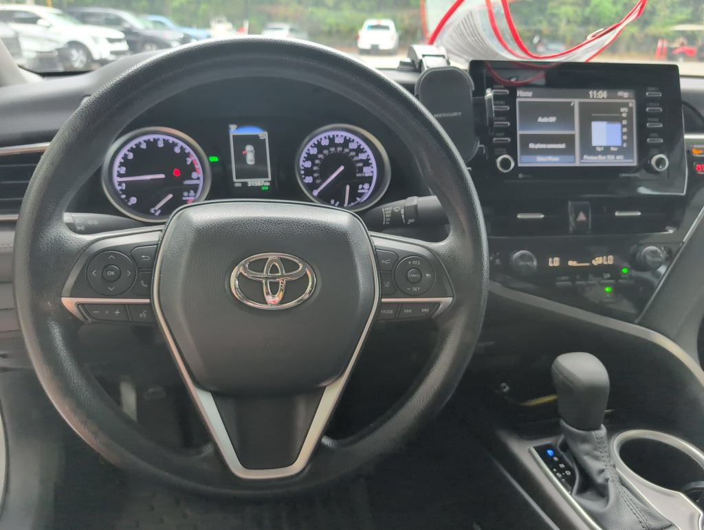Used 2022 Toyota Camry LE w/ Convenience Package FWD image 12