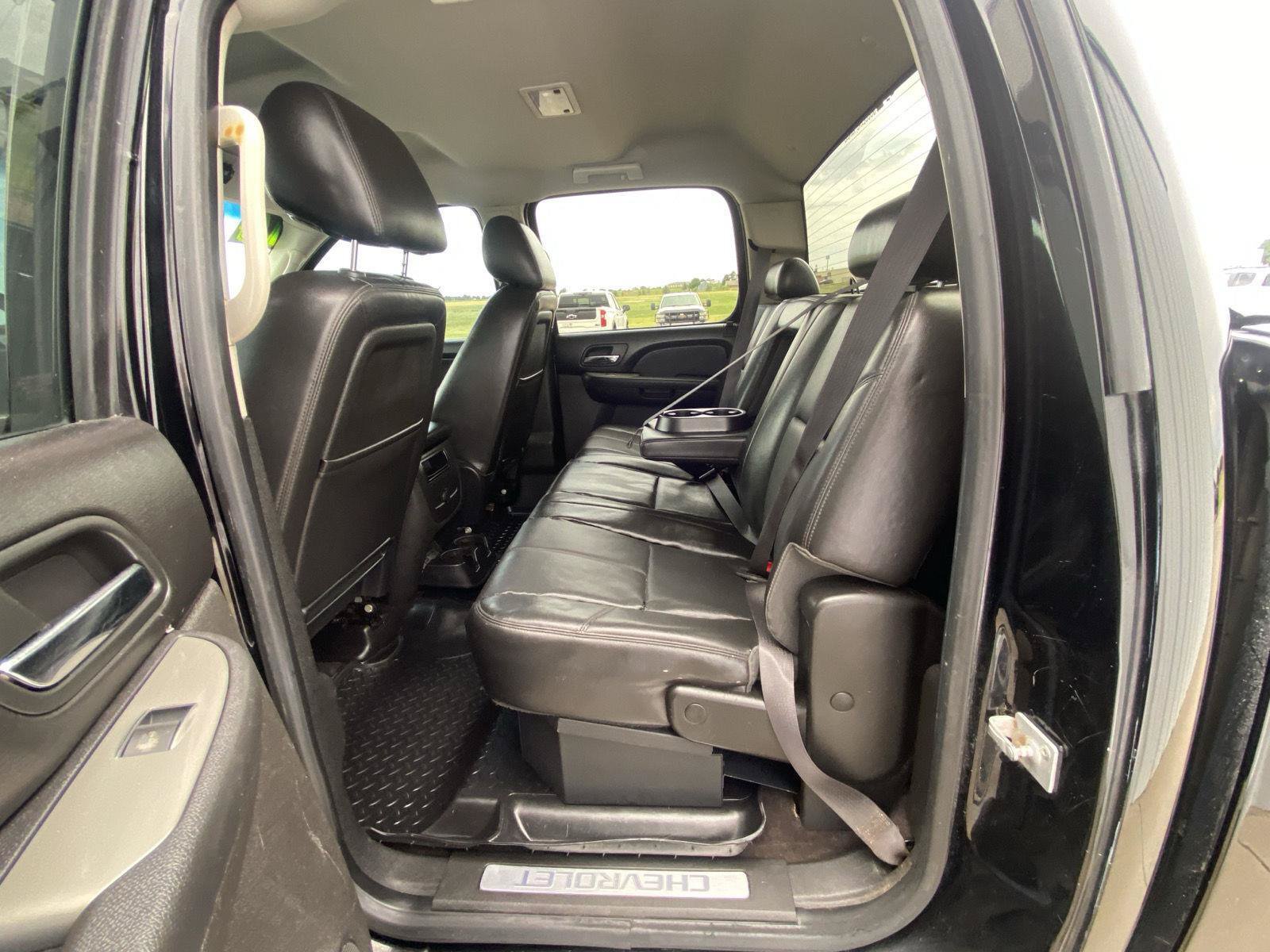 Used 2014 Chevrolet Silverado 2500 LTZ w/ LTZ Plus Package AWD/4WD image 16