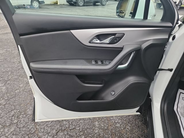 Used 2021 Chevrolet Blazer LT AWD/4WD image 21
