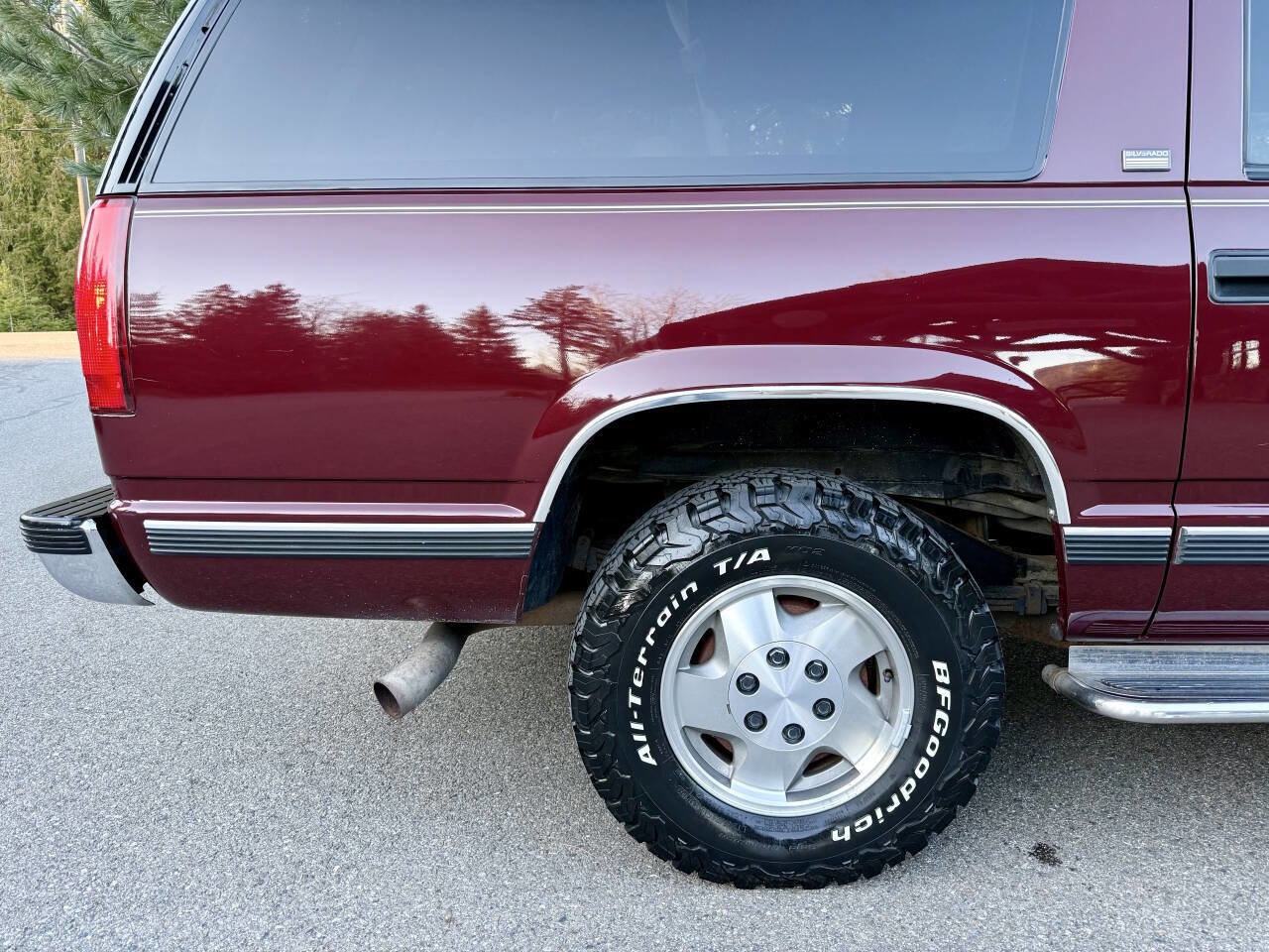 Used 1994 Chevrolet Suburban 4WD image 32