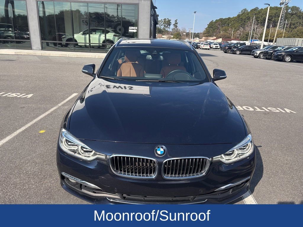 Used 2017 BMW 330i xDrive Wagon image 4