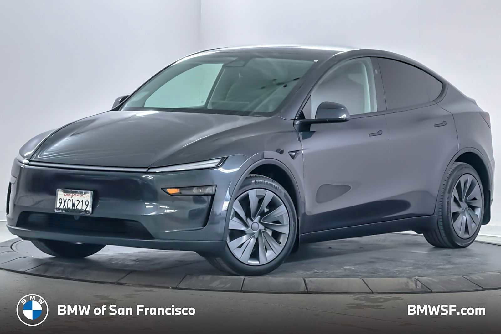 Used 2026 Tesla Model Y AWD image 1