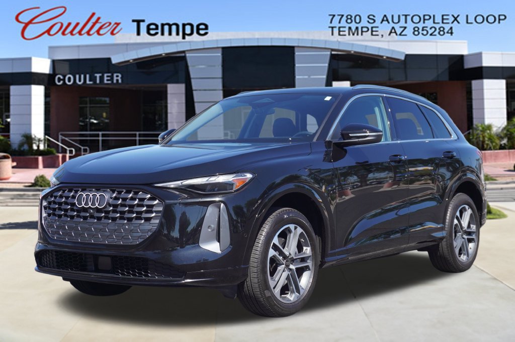 Used 2025 Audi Q5 Premium w/ Convenience Package
