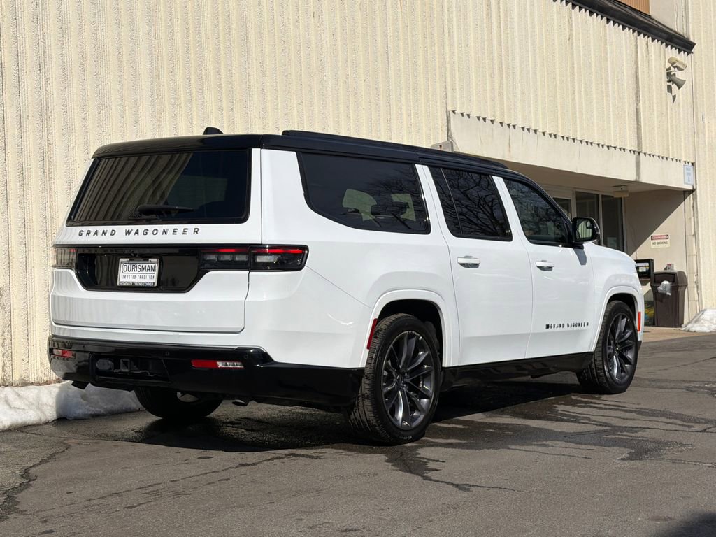 Used 2024 Jeep Grand Wagoneer L Series II w/ Quick Order Packagew 28T image 3