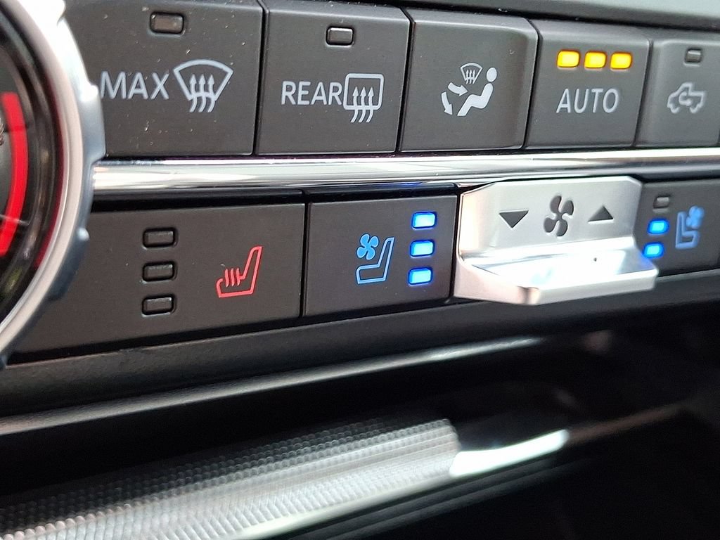 Used 2023 Ford F150 Lariat AWD/4WD image 25