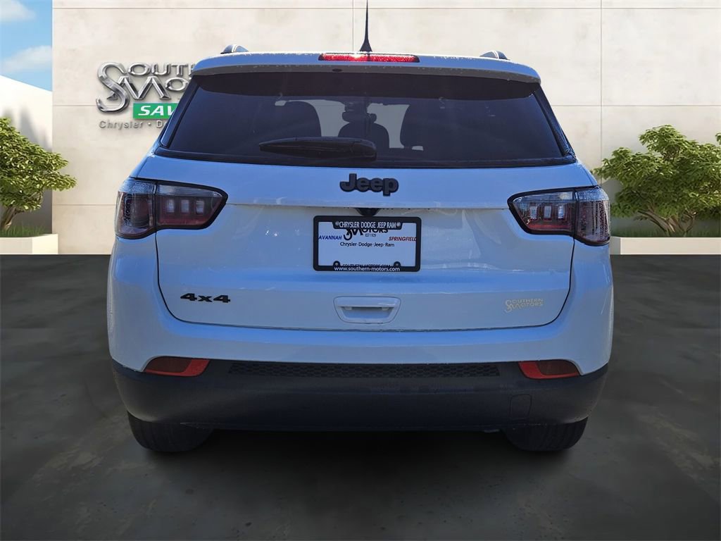 New 2026 Jeep Compass Latitude image 4