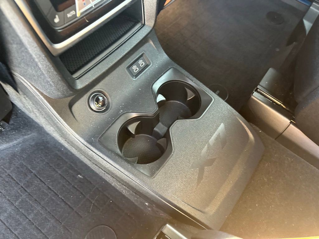 Used 2023 BMW X7 xDrive40i w/ M Sport Package image 25