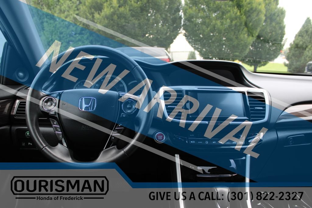 Used 2017 Honda Accord Touring image 15