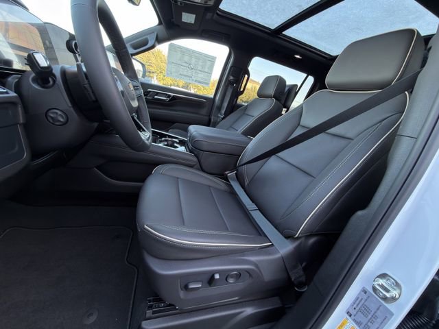 New 2026 Chevrolet Suburban Premier image 19