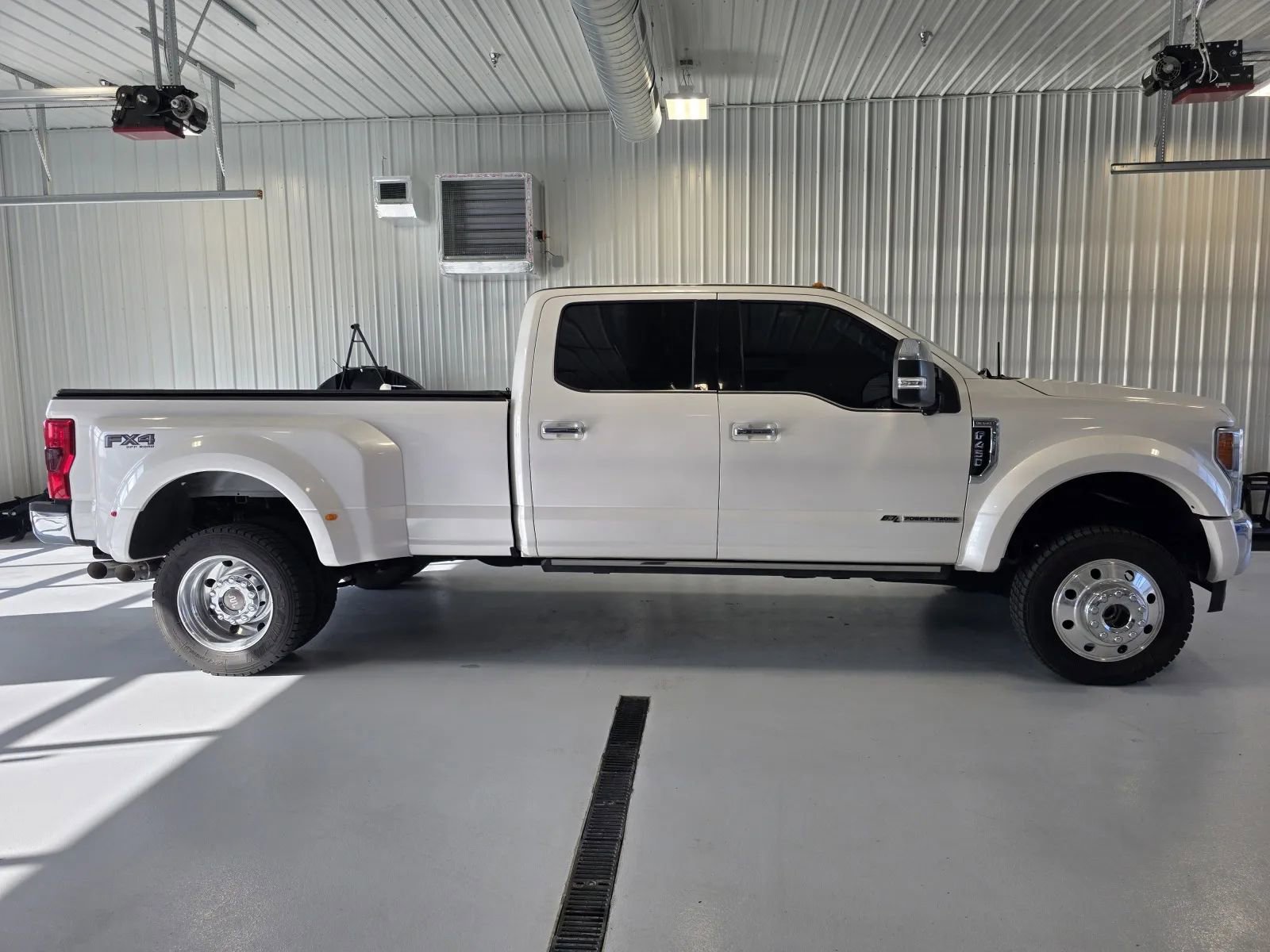 Used 2018 Ford F450 King Ranch w/ King Ranch Ultimate Package image 2