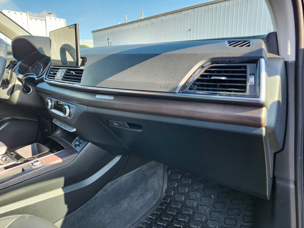 Used 2021 Audi Q5 2.0T Premium AWD/4WD image 12