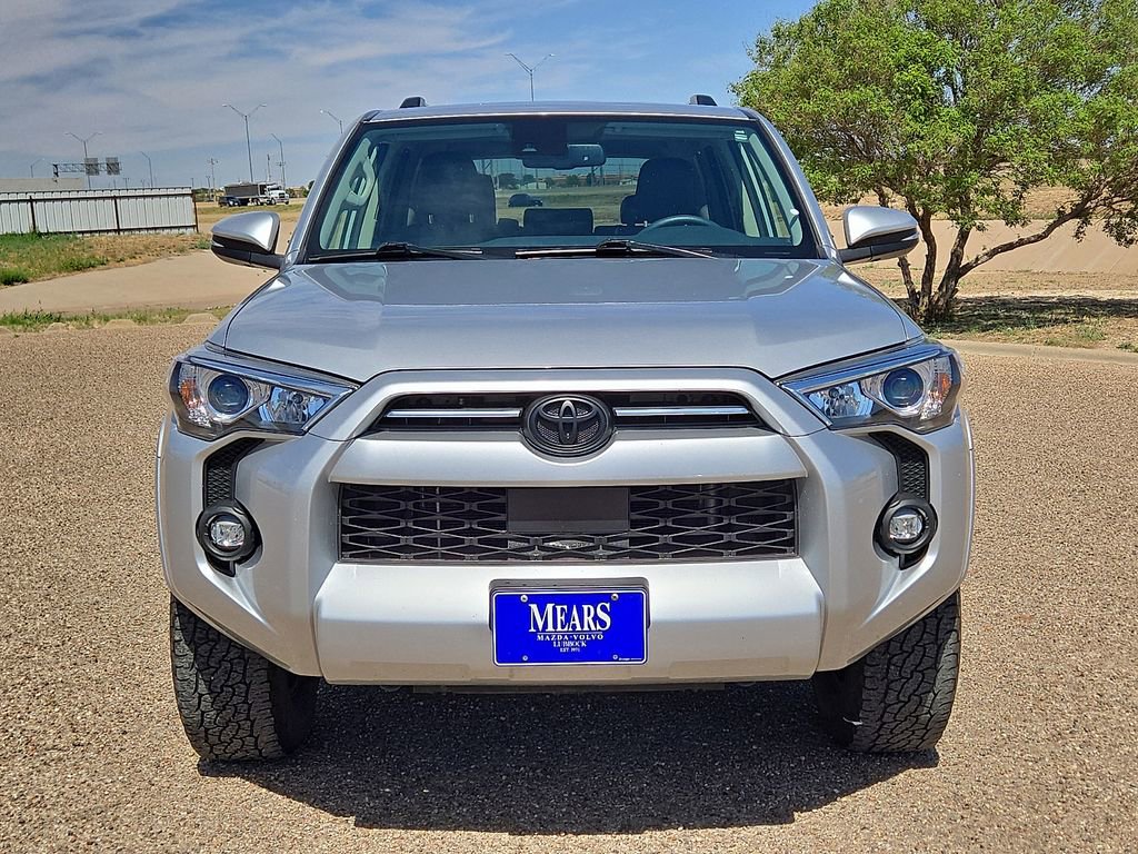 Used 2021 Toyota 4Runner SR5 Premium w/ Moonroof Package AWD/4WD image 8