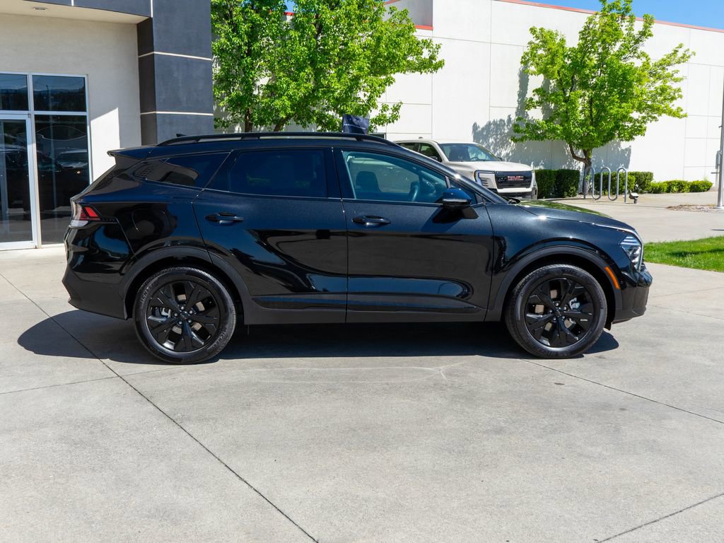 Certified 2025 Kia Sportage X-Line Prestige AWD/4WD image 8