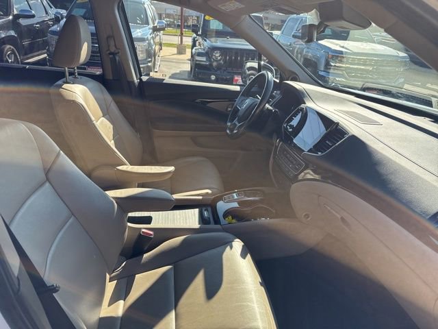 Used 2021 Honda Pilot Touring image 25