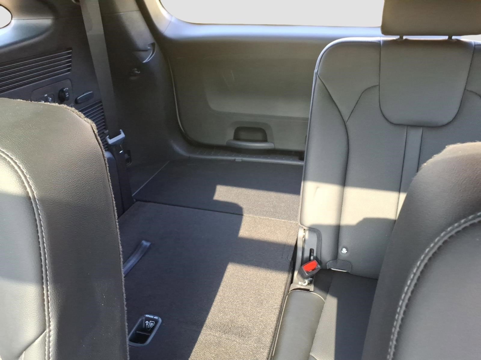 Used 2025 Kia Sorento SX Prestige AWD/4WD image 15