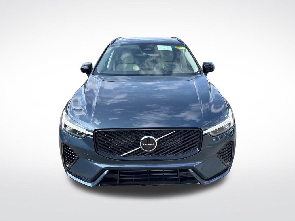 New 2026 Volvo XC60 T8 Ultra w/ Protection Package Premier AWD/4WD image 2
