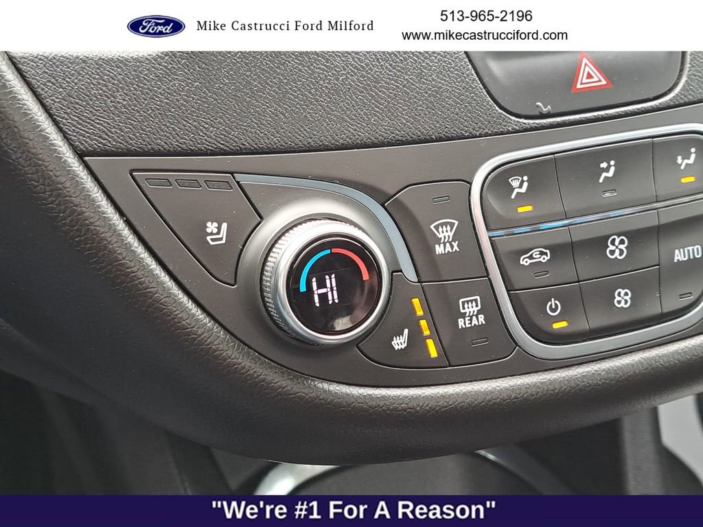 Used 2019 Chevrolet Malibu Premier w/ Sun and Wheel Package image 16