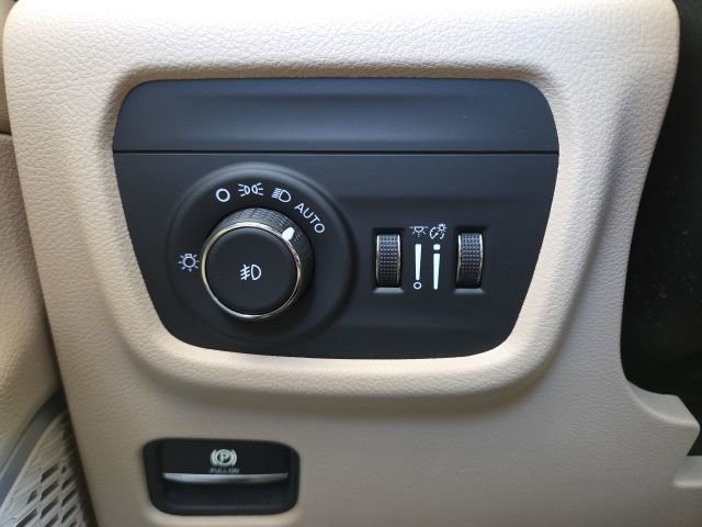 Used 2021 Jeep Grand Cherokee L Limited AWD/4WD image 57