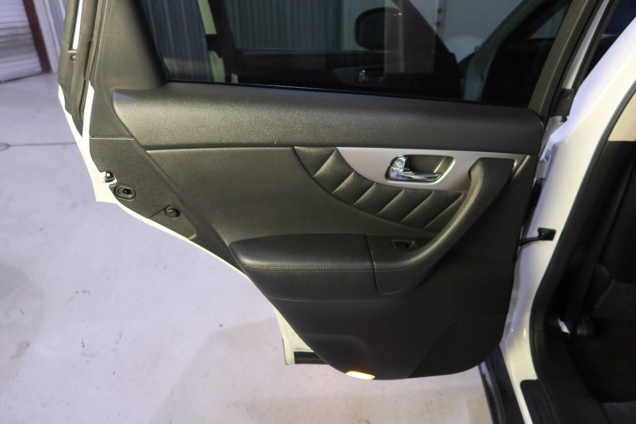 Used 2013 INFINITI FX37 Limited Edition AWD/4WD image 32