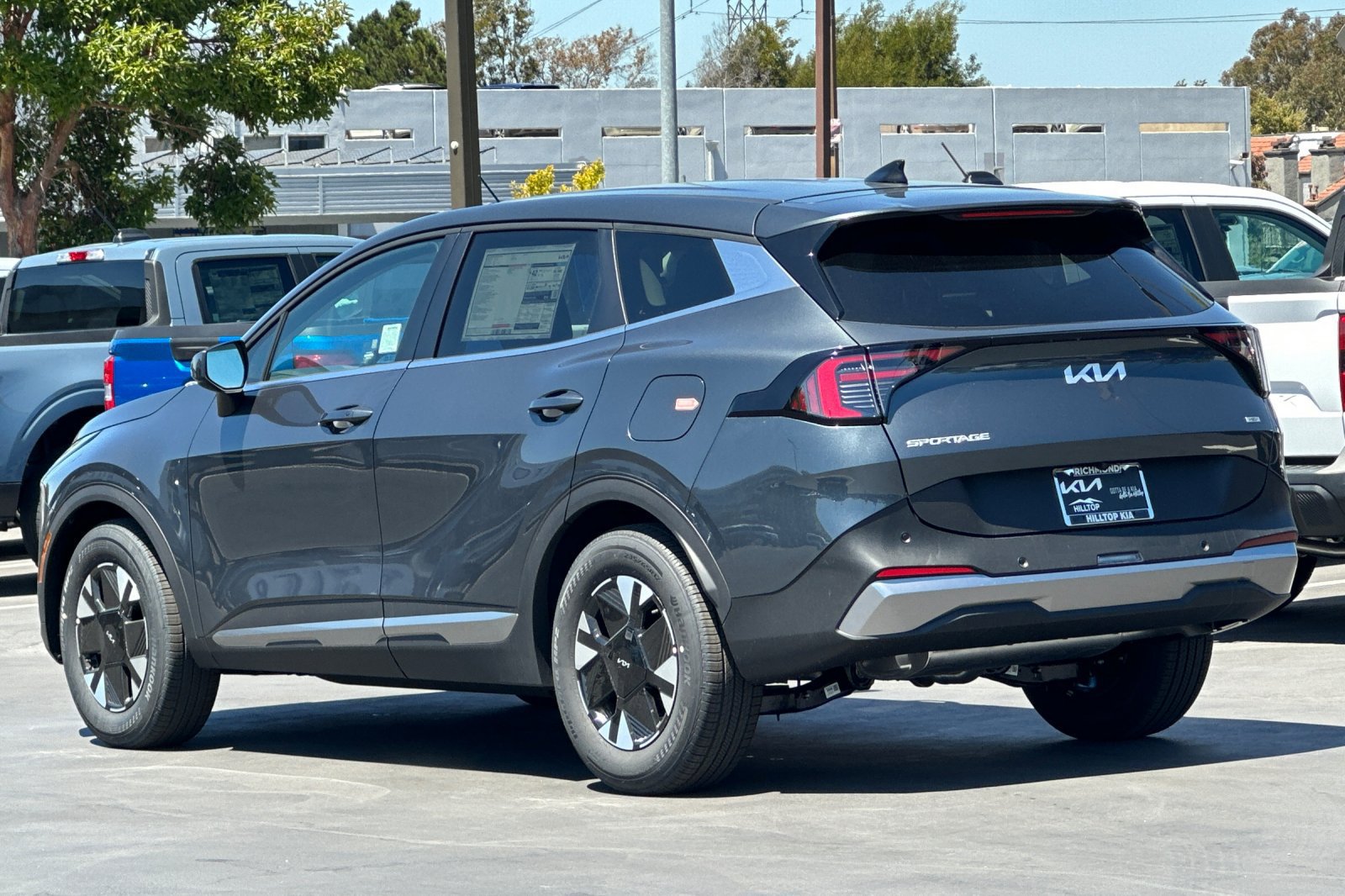 New 2026 Kia Sportage LX FWD image 6