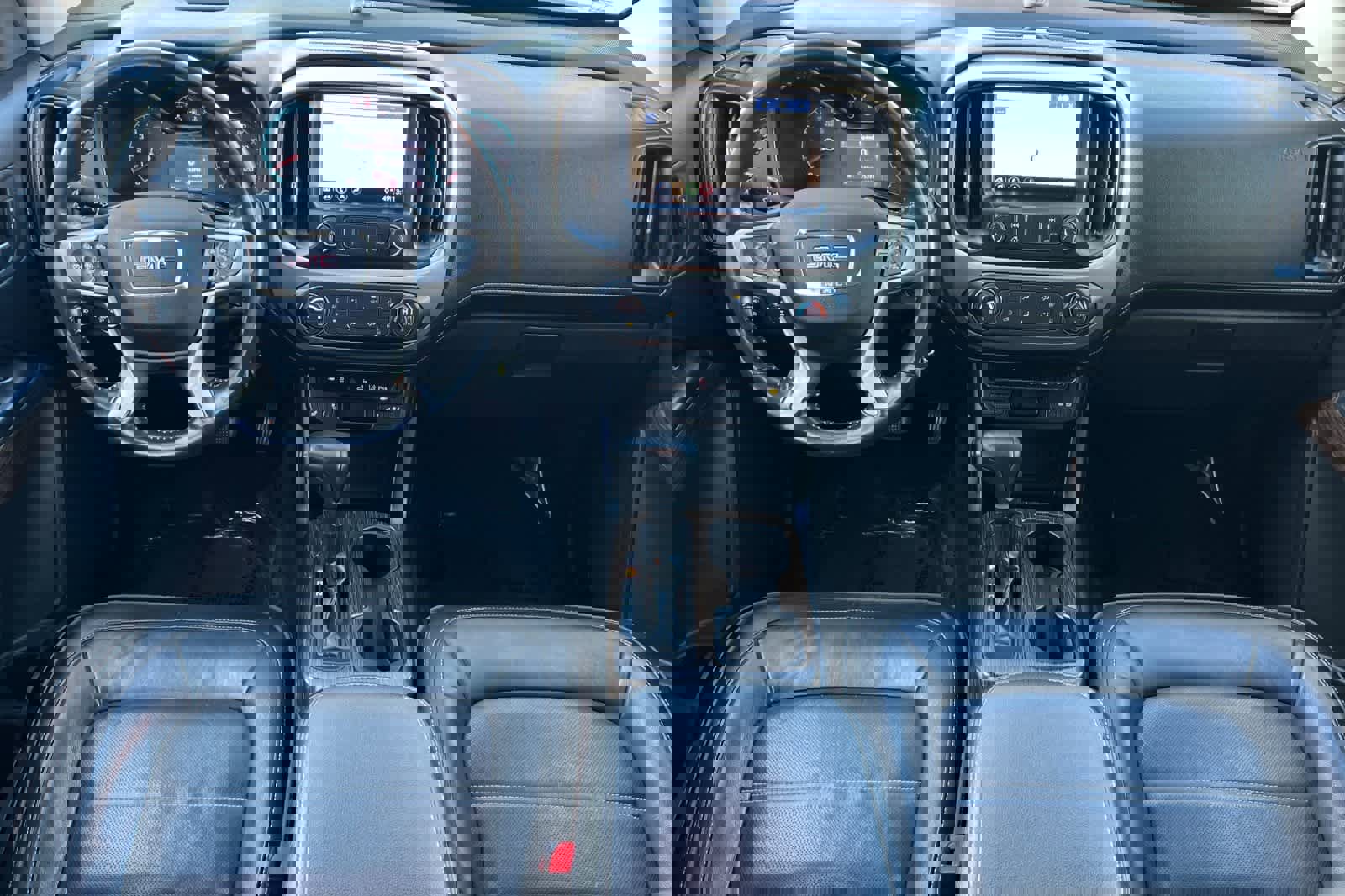 Used 2019 GMC Canyon Denali image 4