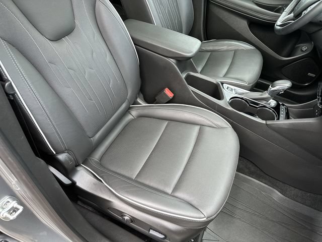 Certified 2025 Buick Encore GX Avenir w/ Avenir Technology Package AWD/4WD image 27