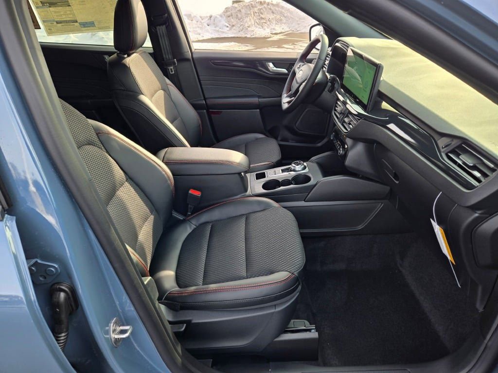 New 2026 Ford Escape ST-Line w/ Tech Pack #1 image 6