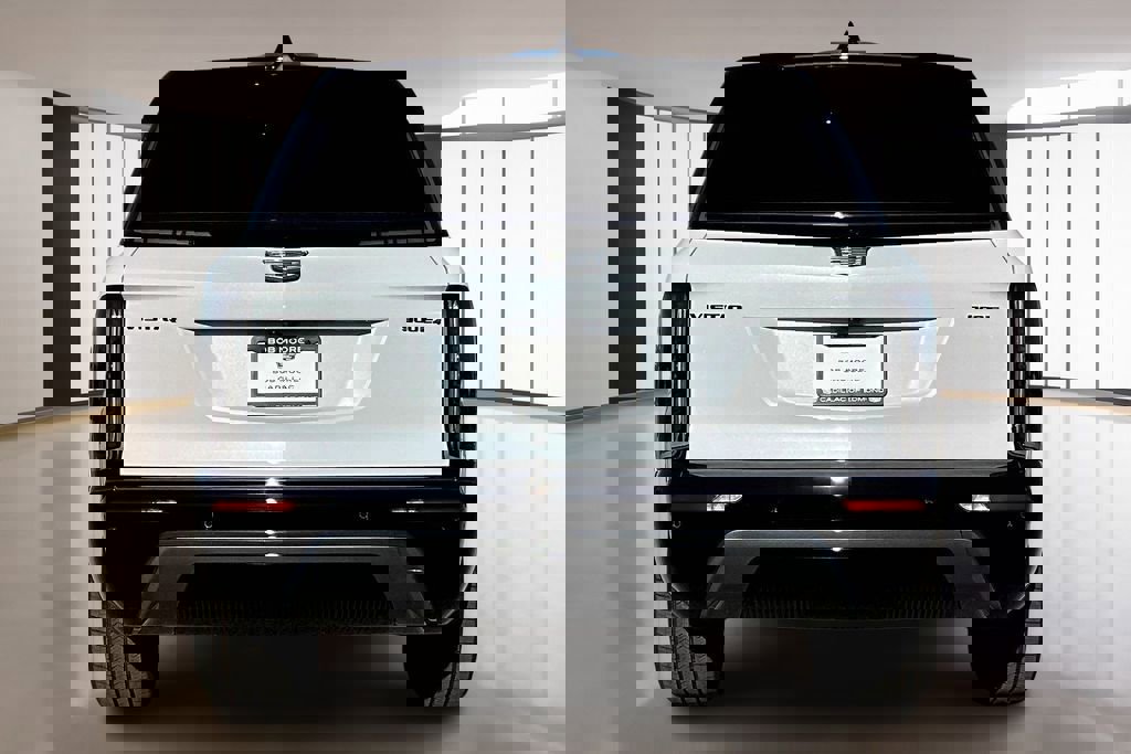 New 2026 Cadillac Vistiq Sport image 4