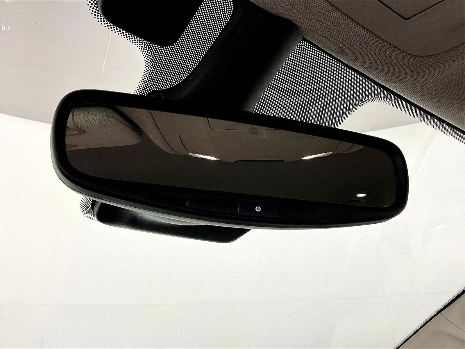 Used 2021 Chrysler Pacifica Touring-L FWD image 37